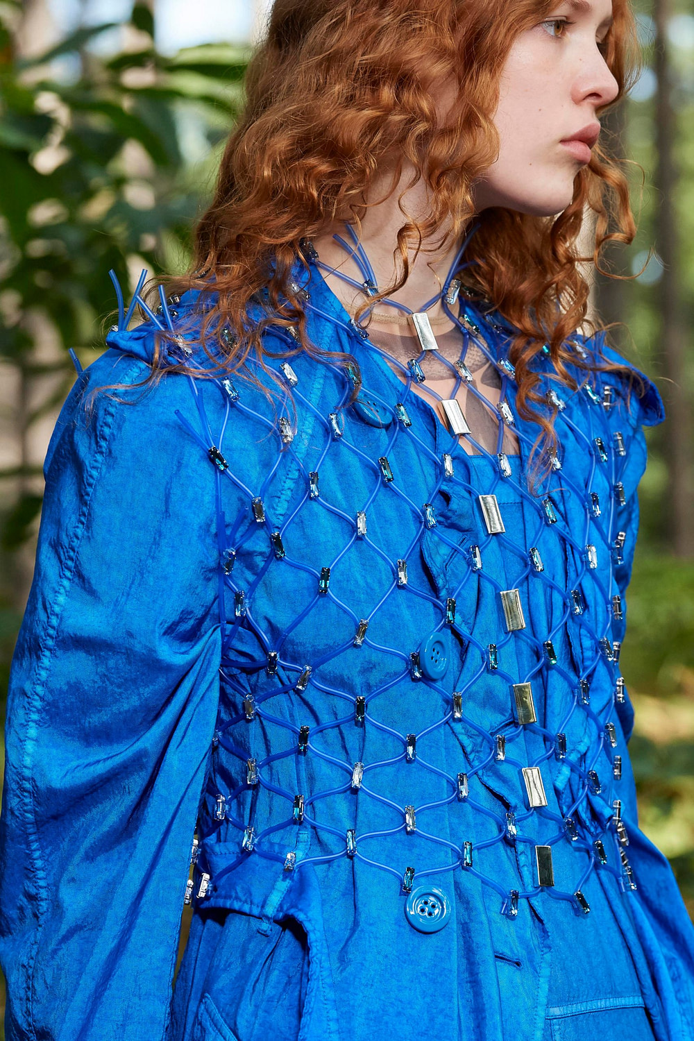 Balık Ağı Trendi 2021: İlkbahar / Yaz Sezonunda Öne Çıkıyor 6 00009 BURBERRY DETAILS SPRING 21 RTW 1 scaled